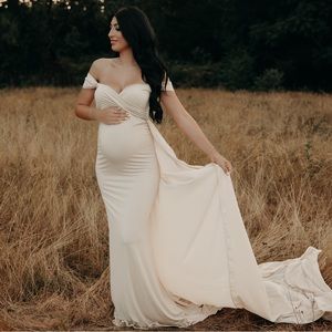 Anyuta Couture maternity gown with train